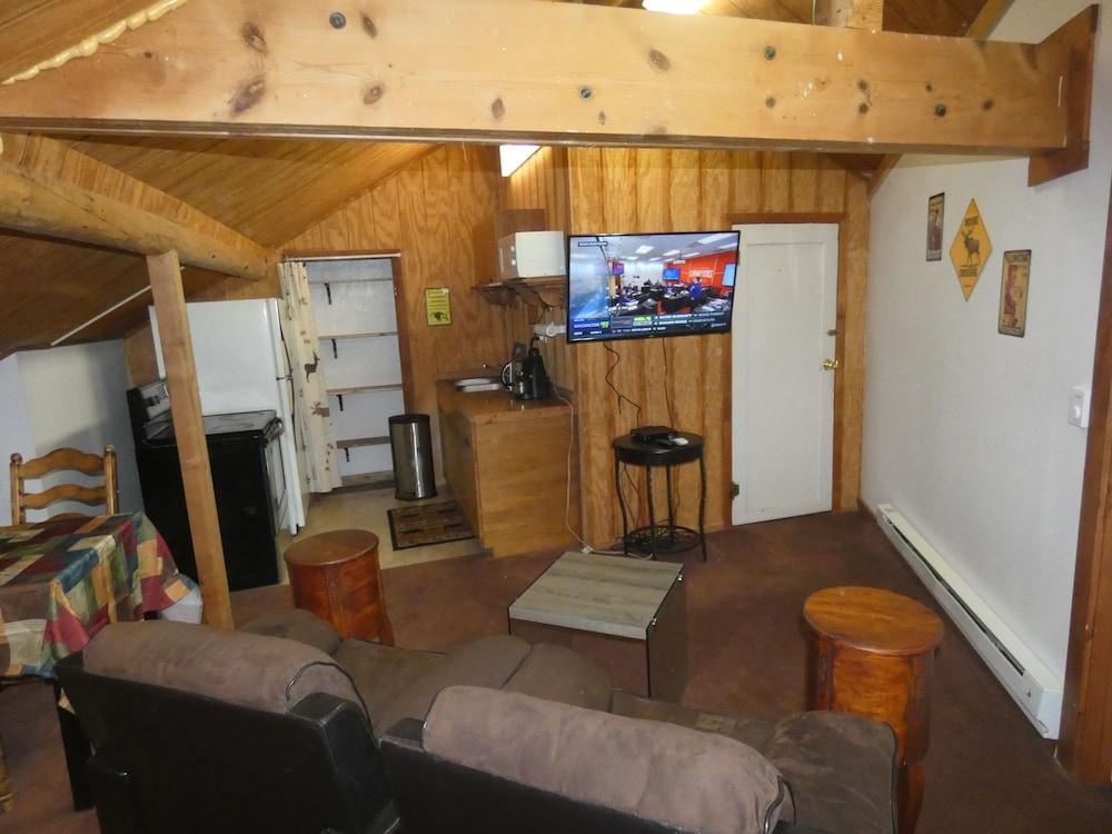Yellowstone Motel - Adults Only photo 25