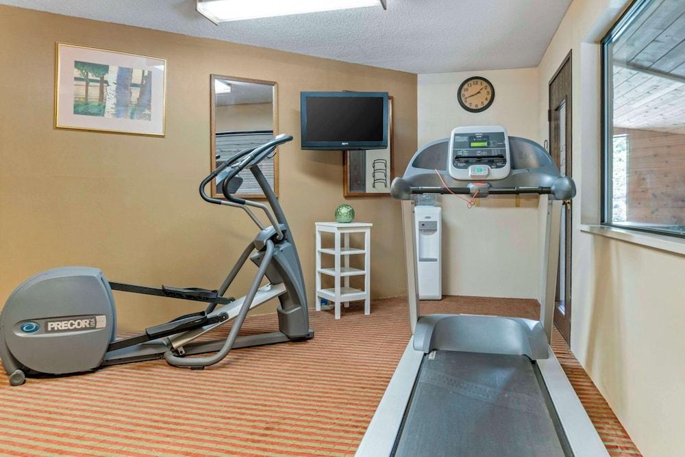 Quality Inn Saint Ignace I-75 photo 38