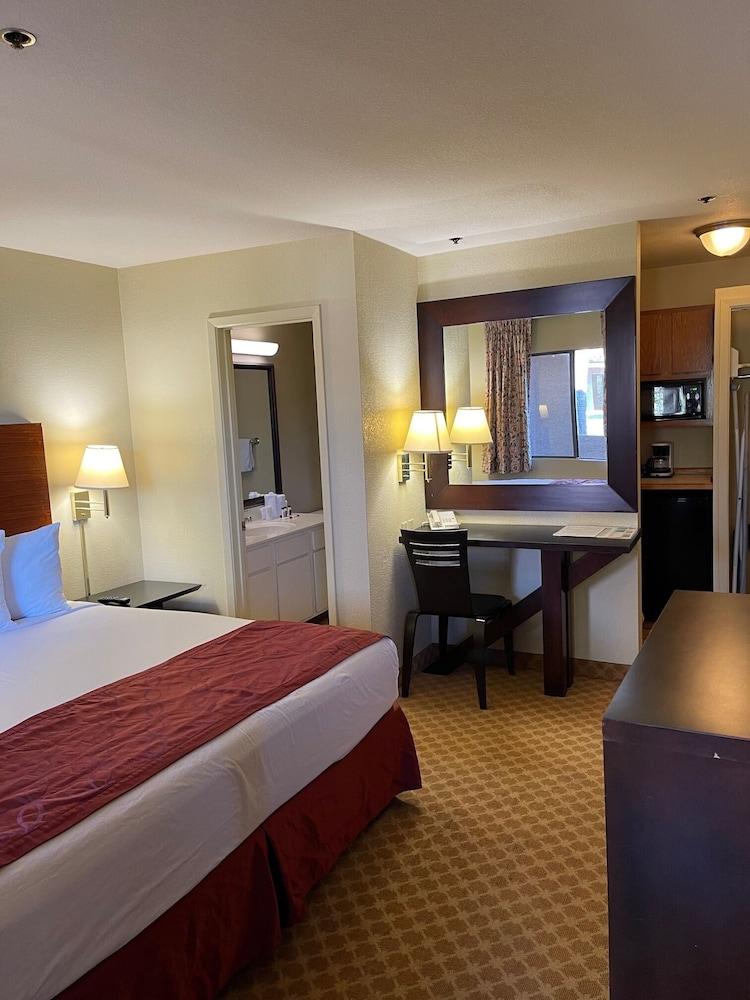 Motel 6 Tempe, AZ – Elliot Road photo 15