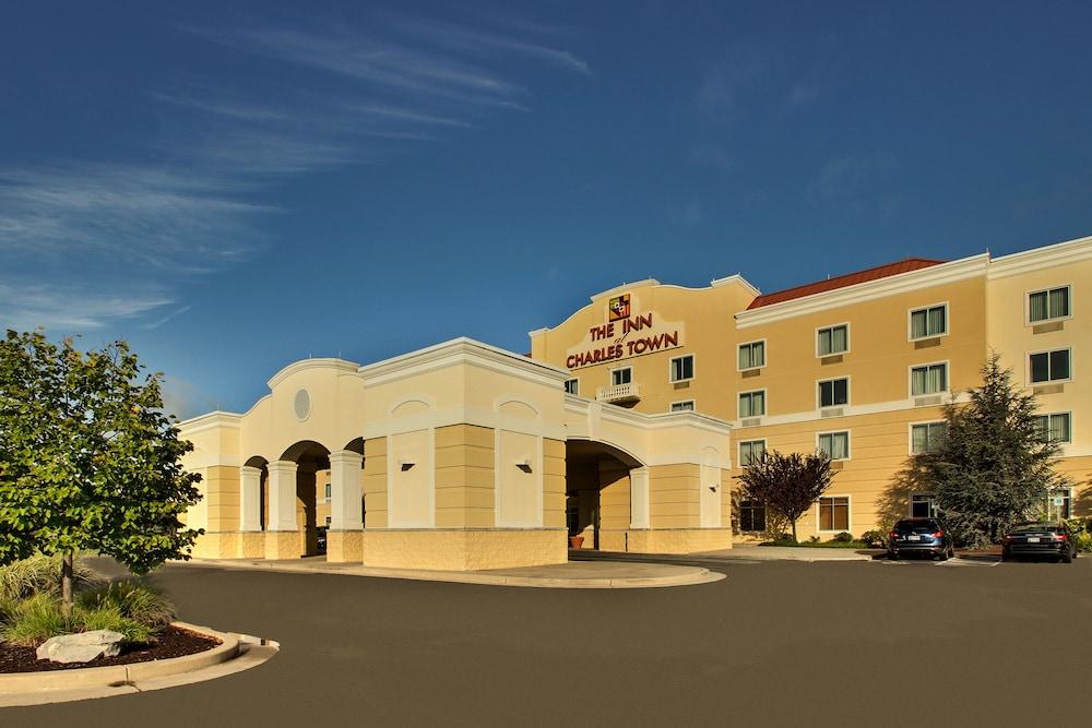 The Inn at Charles Town - Hollywood Casino photo 17