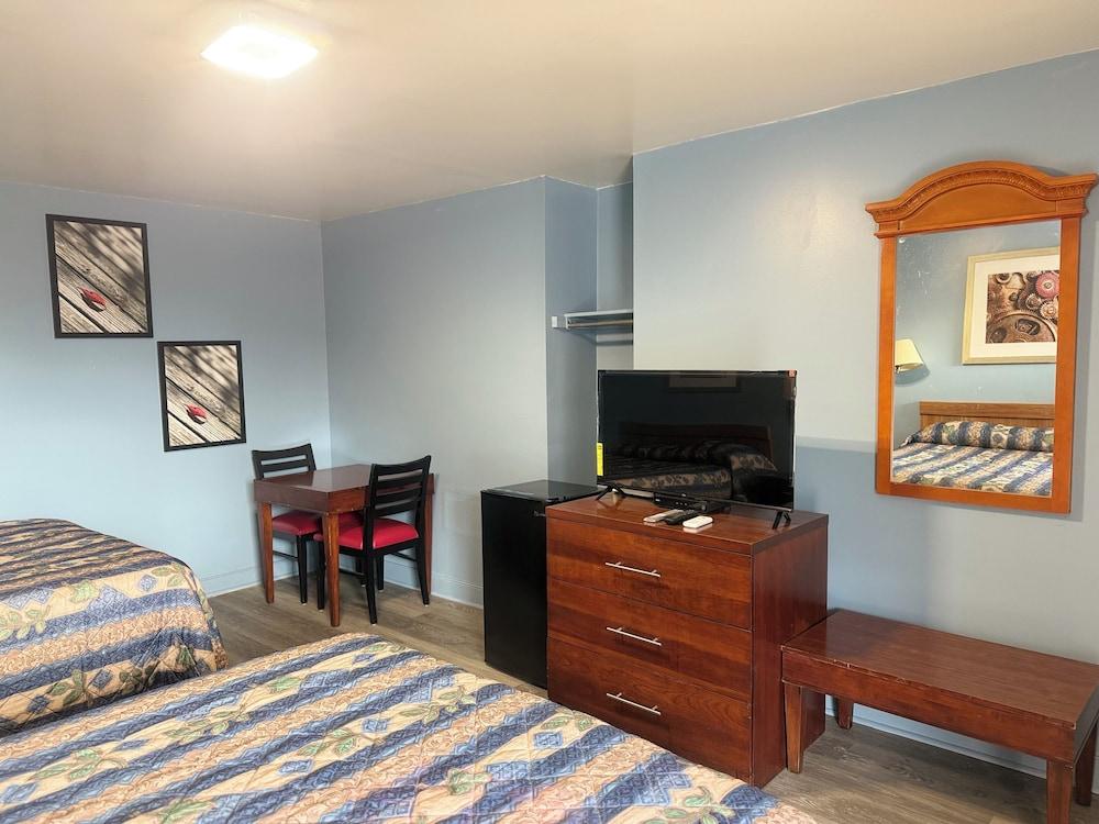 Shady Grove Motel photo 14