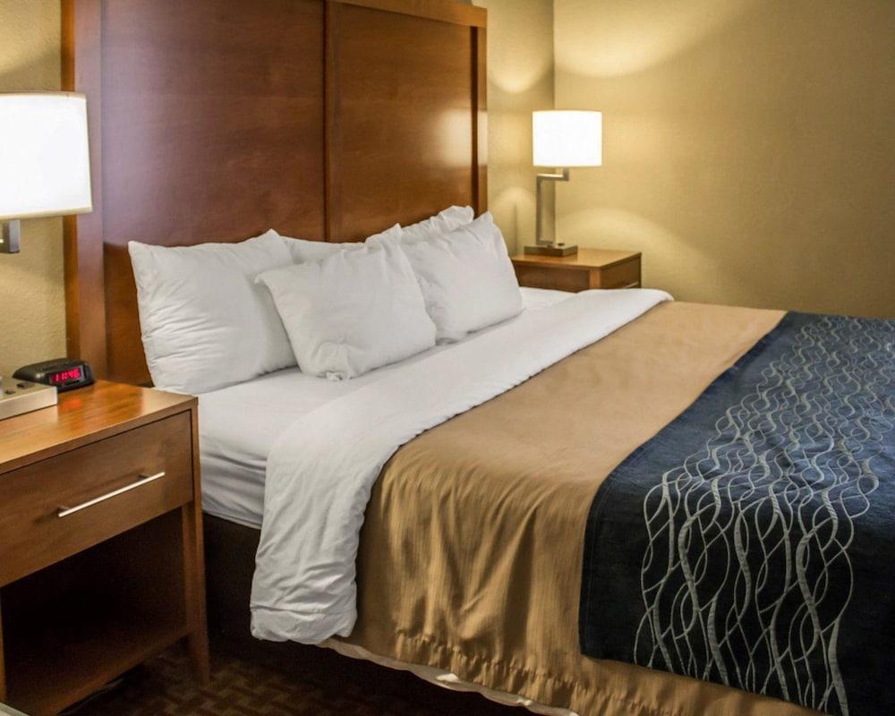 Quality Inn Akron South photo 19