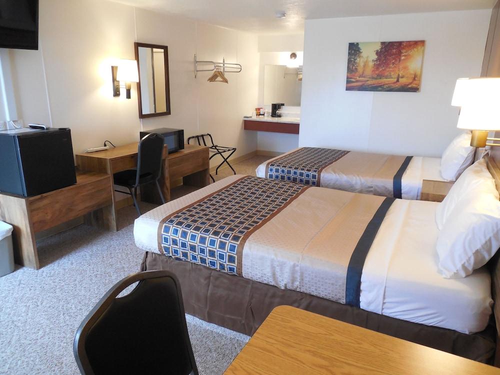 Motel 70 photo 10