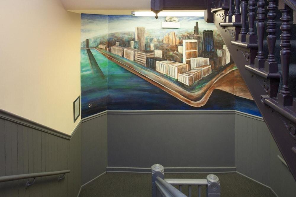 Chicago Parthenon Hostel photo 22