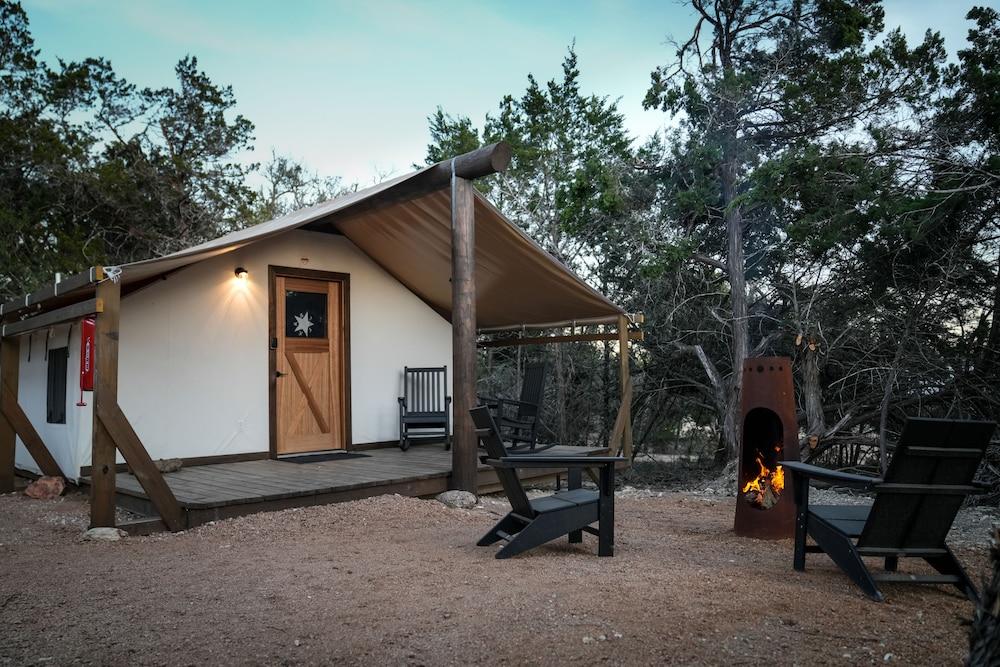 Lucky Arrow Retreat - Dripping Springs photo 42