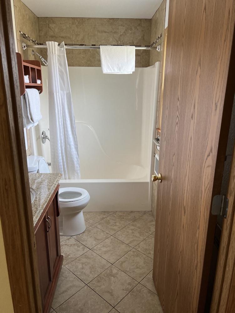 All Star Inn & Suites photo 87