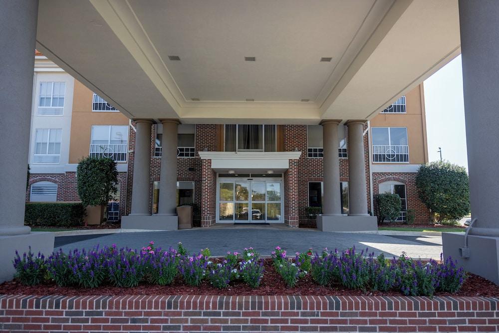 Holiday Inn Express & Suites Vicksburg by IHG photo 48