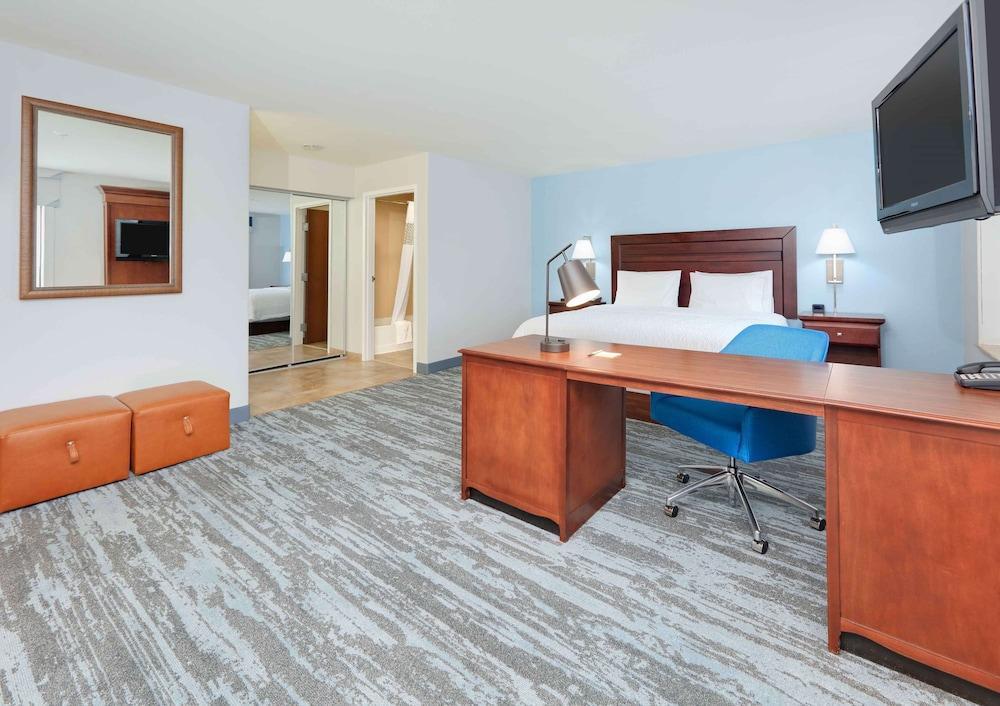 Hampton Inn & Suites Dallas-Arlington-South photo 8