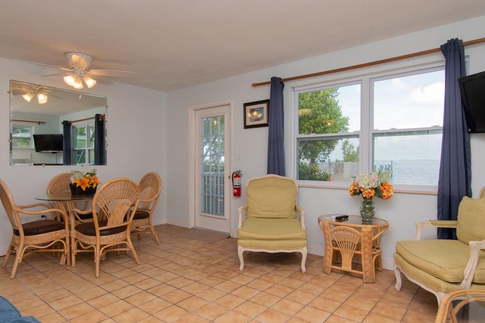 Sunset Cove Beach Resort photo 97