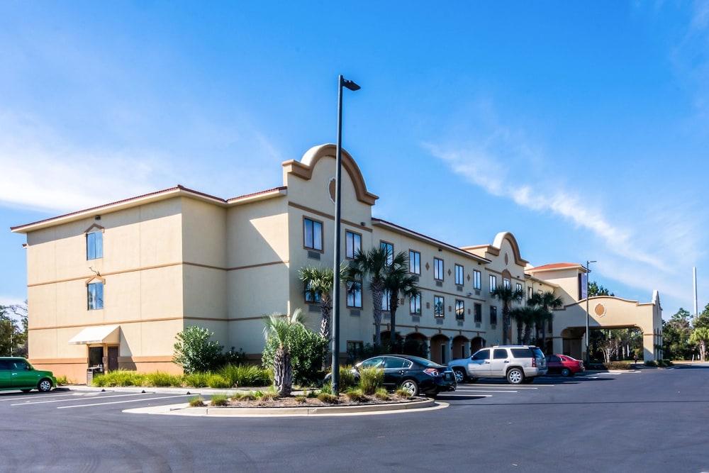 Comfort Suites Panama City Beach photo 41