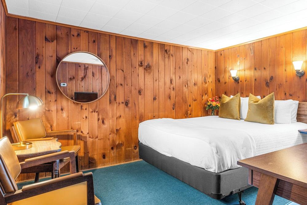 Phoenicia Lodge photo 39