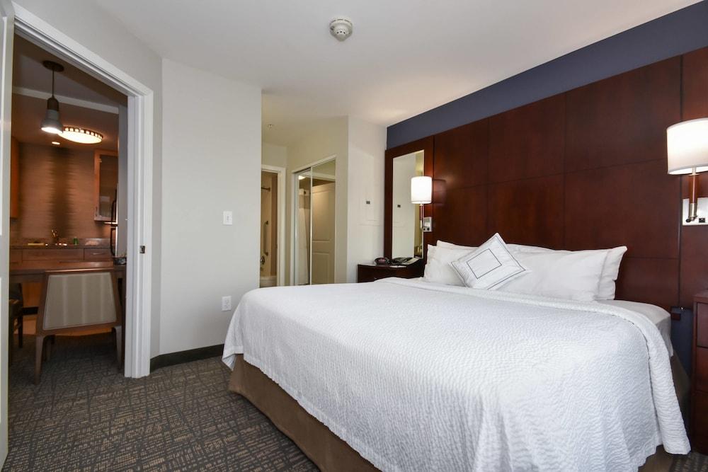 Residence Inn Marriott Concord photo 8