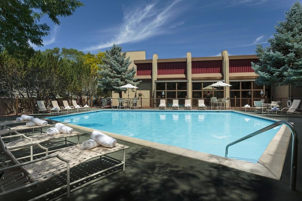 Maverick Hotel and Casino by Red Lion Hotels photo 60