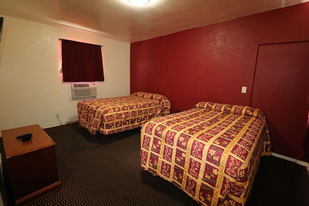 Sandman Inn Motel photo 5