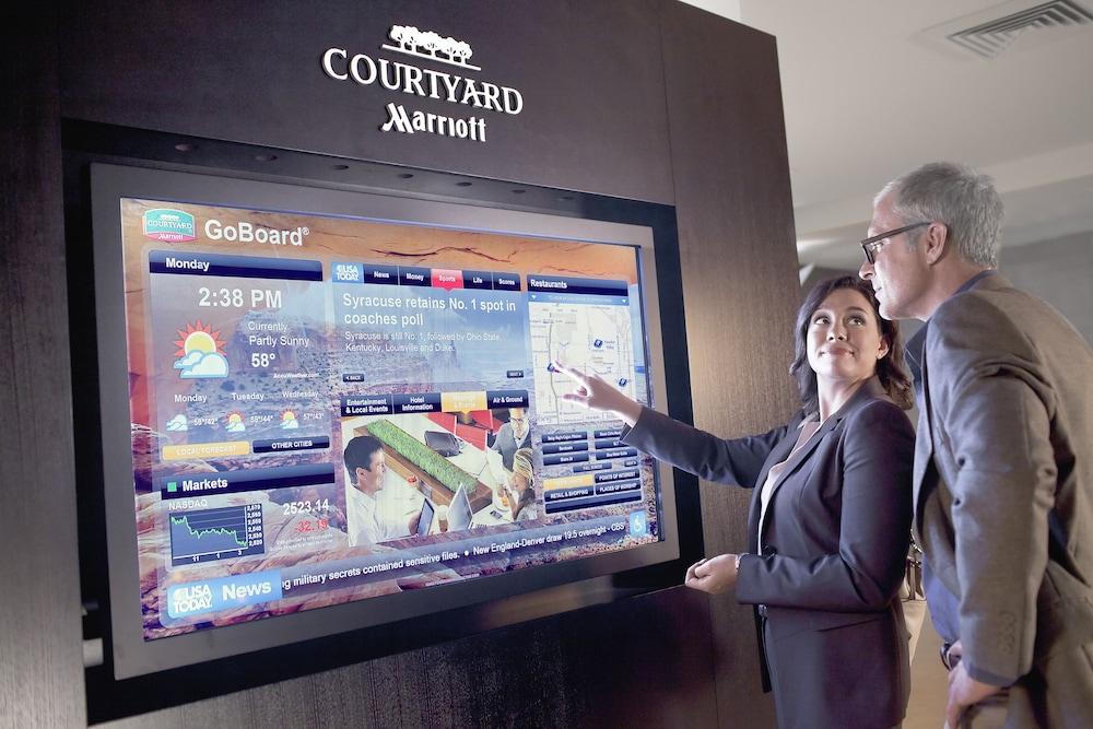 Courtyard Suwanee by Marriott photo 2