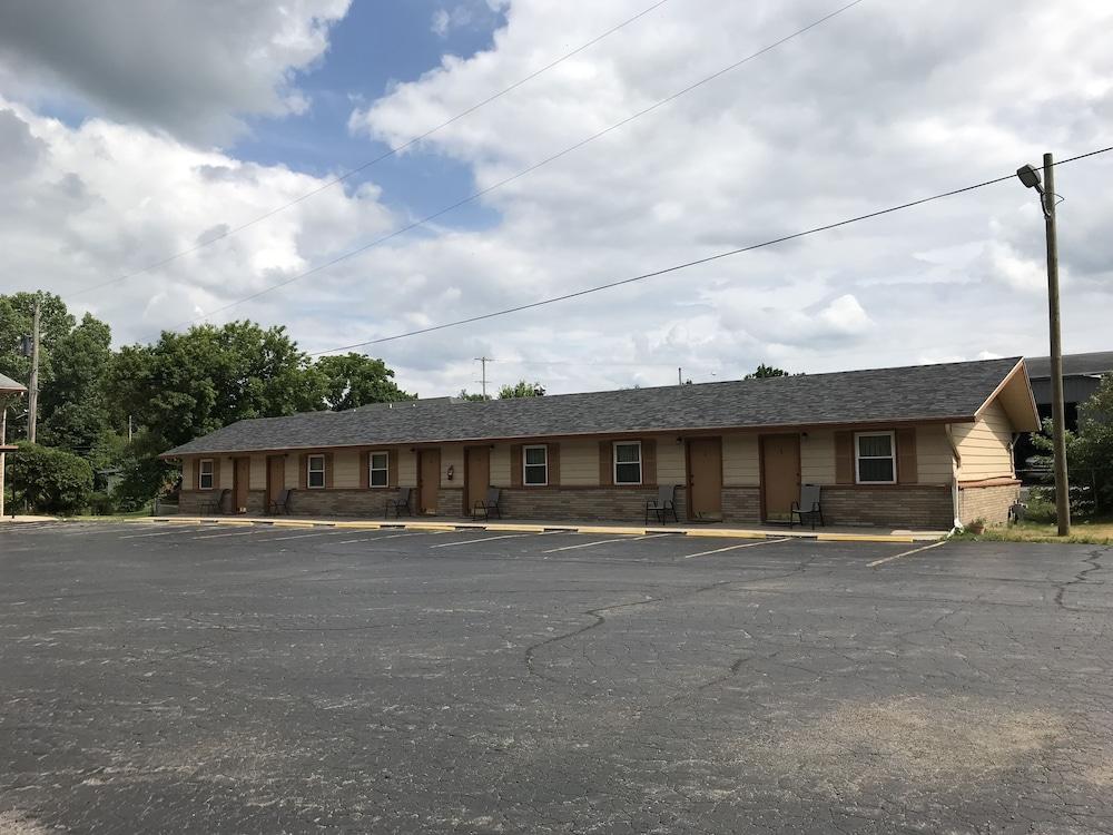 Parkview Motel photo 7