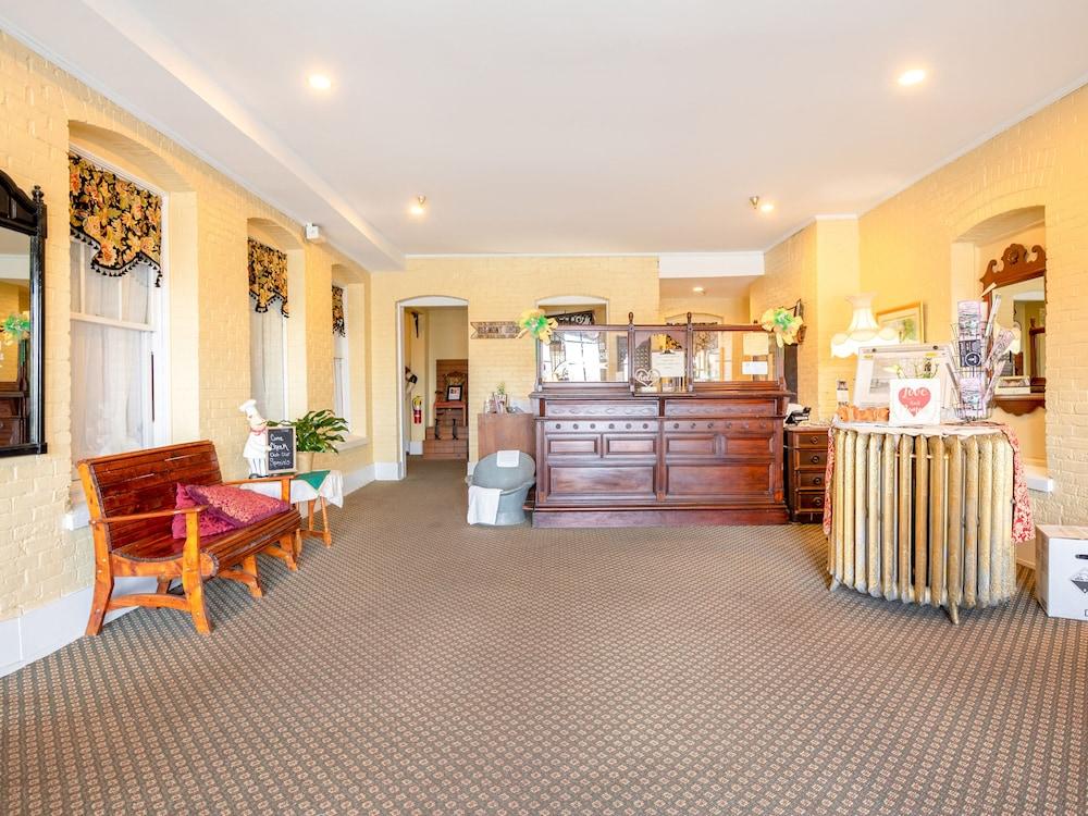 The Belmont Inn photo 3