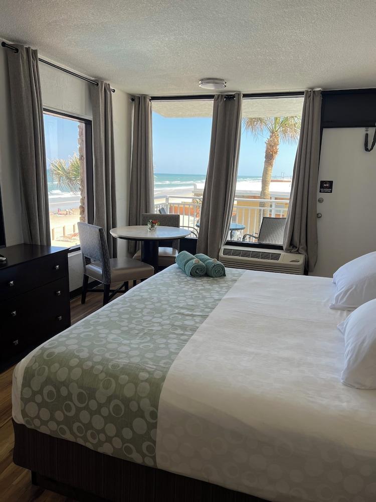 Flamingo Inn Beachfront — hotel in Daytona Beach Shores