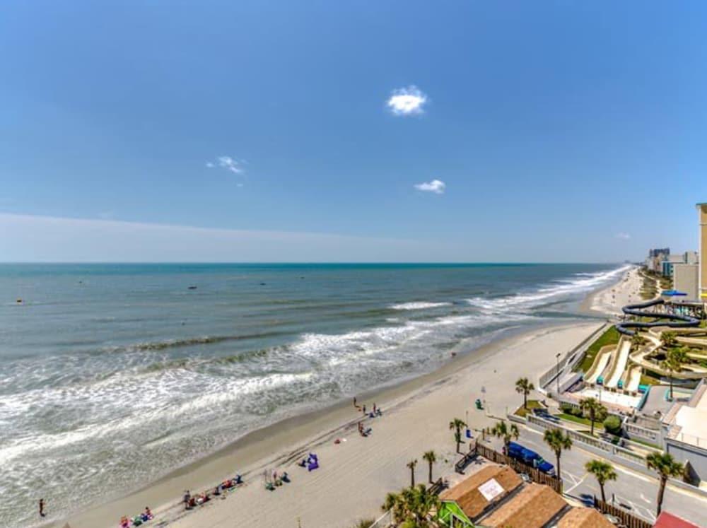 Sandy Beach Oceanfront Resort photo 73