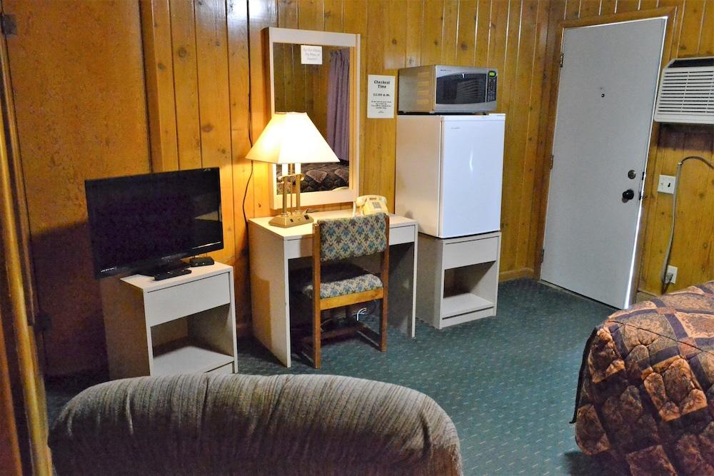 Innkeeper Motel photo 38