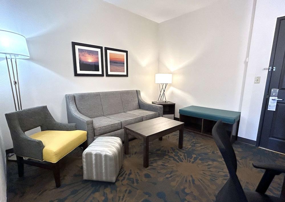 Best Western Erie Inn & Suites photo 7