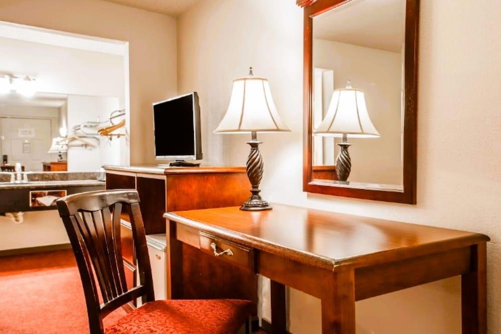 Inn at Lake Washington By OYO I-405 photo 17