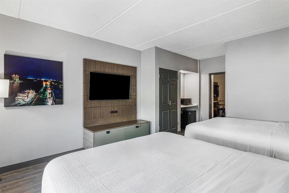 Best Western Plus Savannah Gateway photo 6