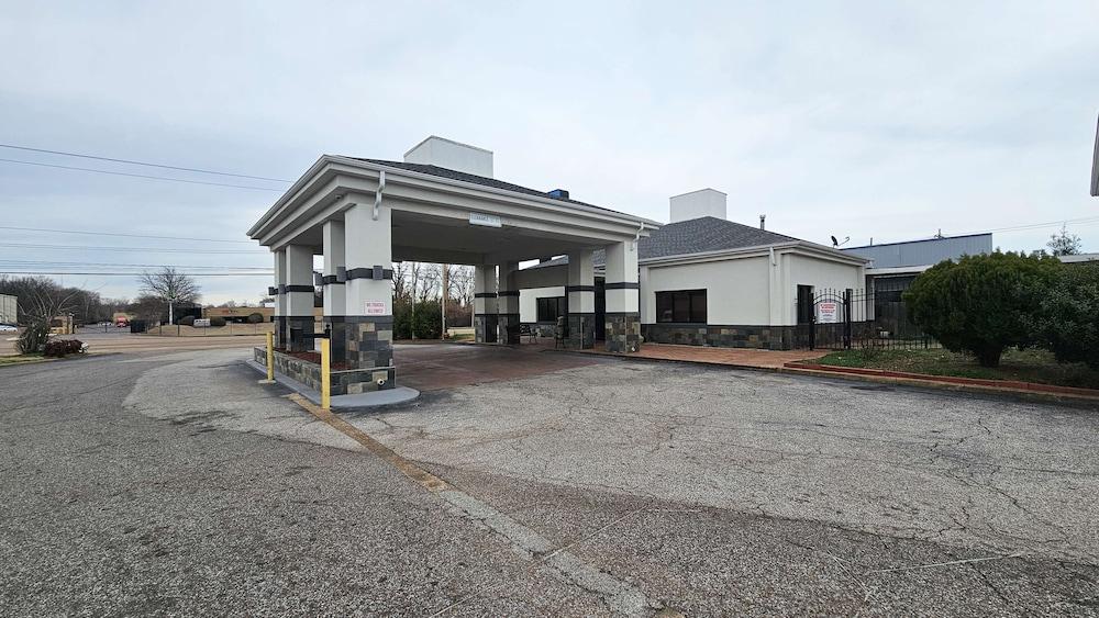 Motel 6 Memphis, TN - Graceland photo 10
