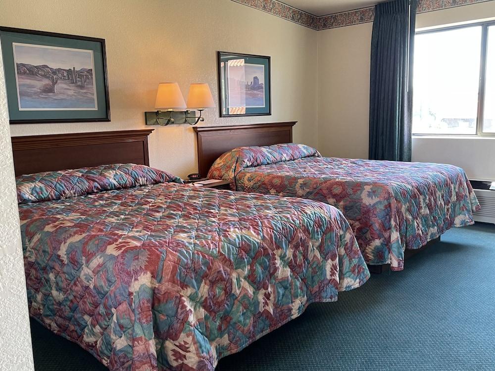 Voyager Resort Inn photo 7