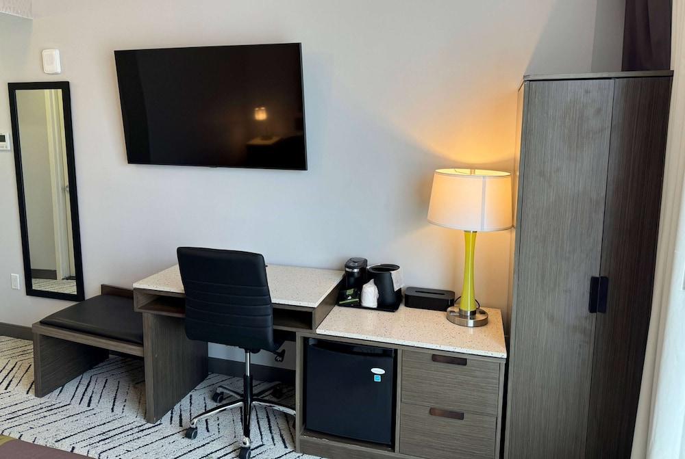 Super 8 By Wyndham Bronx Near Stadium photo 10