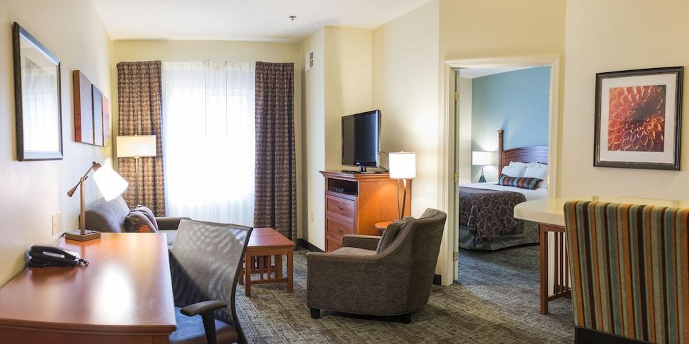 Staybridge Suites Fargo by IHG photo 57