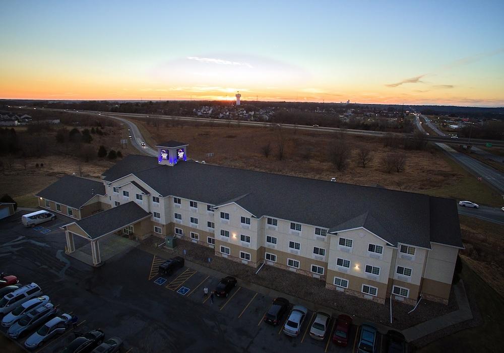 Sleep Inn & Suites Pleasant Hill - Des Moines photo 55