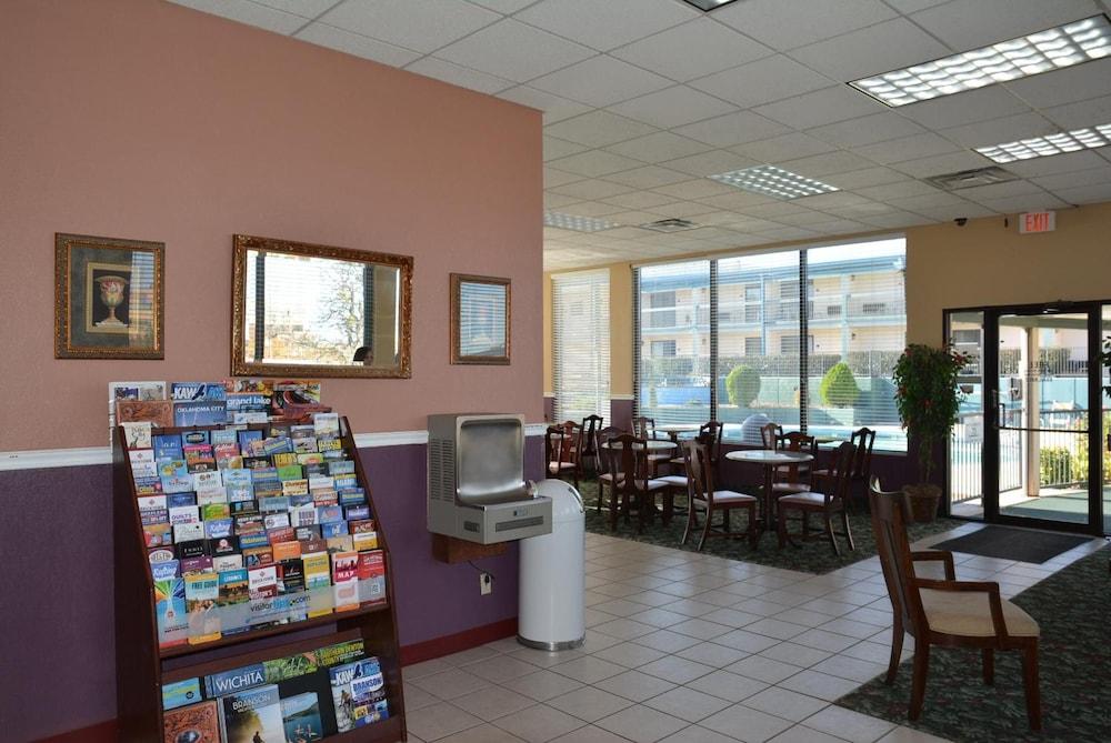 OK Hotel photo 25