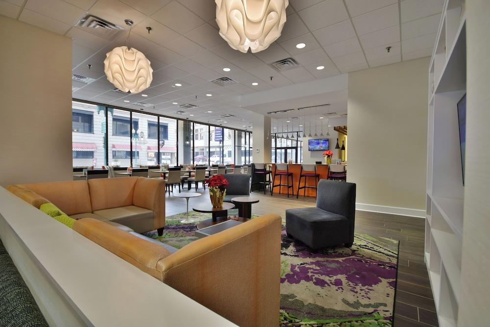 Holiday Inn Downtown Memphis by IHG photo 46