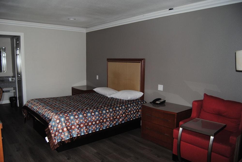 La Puente Inn photo 27