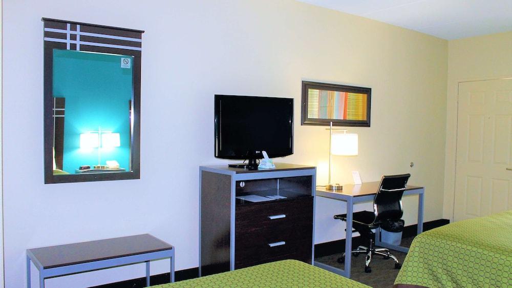 Best Western Inn Of Nacogdoches photo 7