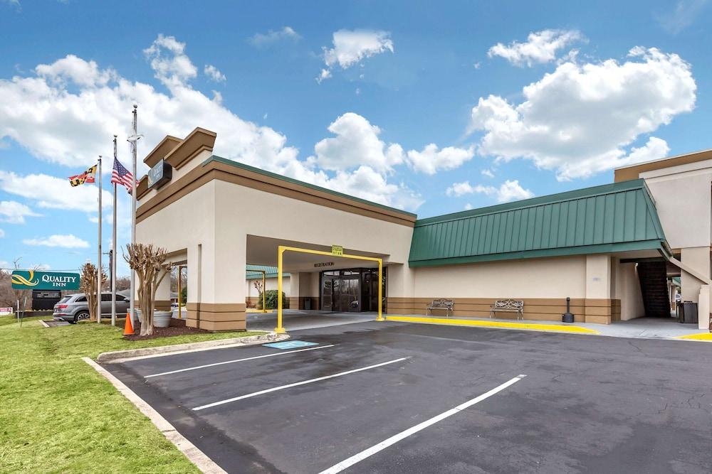 Quality Inn Windsor Mill - Baltimore photo 4