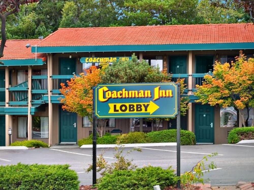 Coachman Inn & Suites photo 57