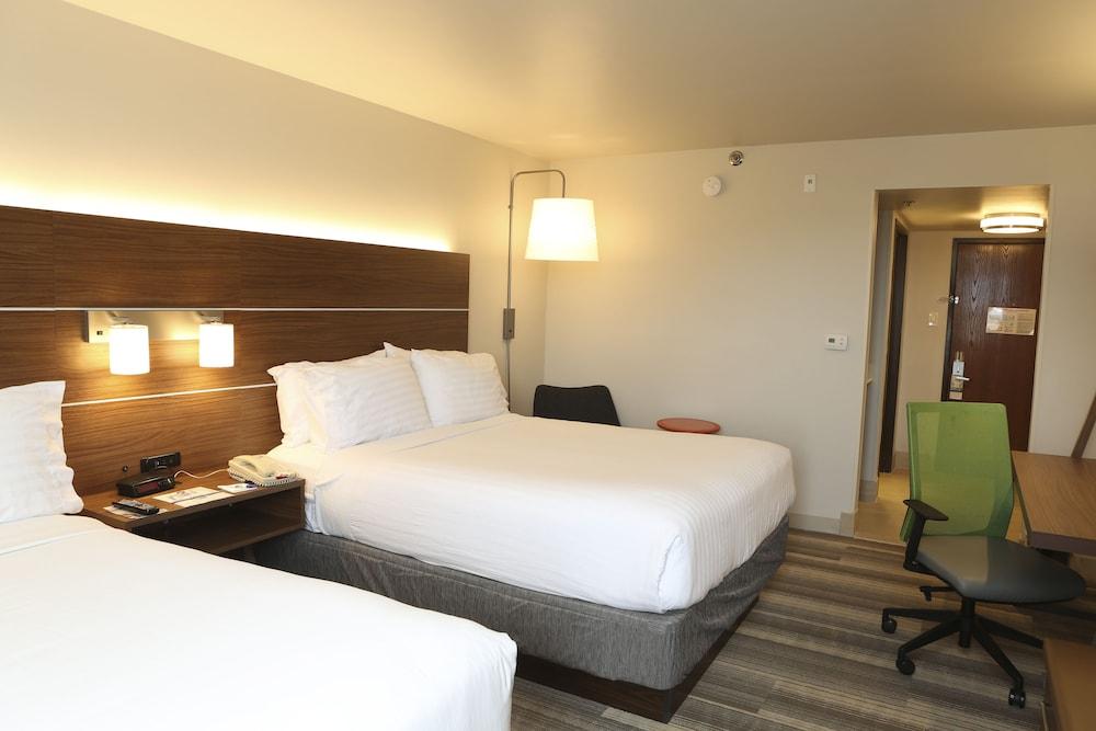 Holiday Inn Express Hotel & Suites Phoenix-Airport by IHG photo 23