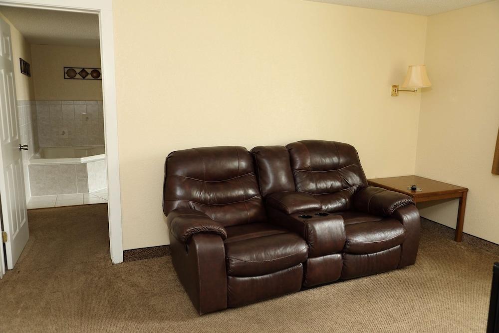 Northern Lights Inn Rugby photo 9