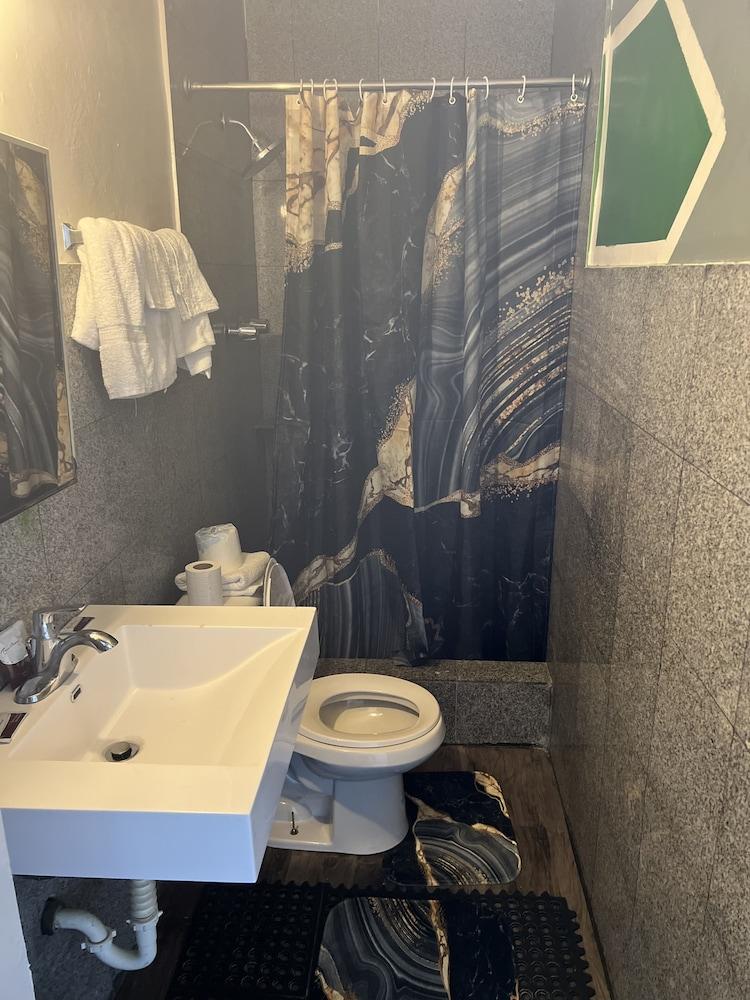 New Rome Motel photo 10