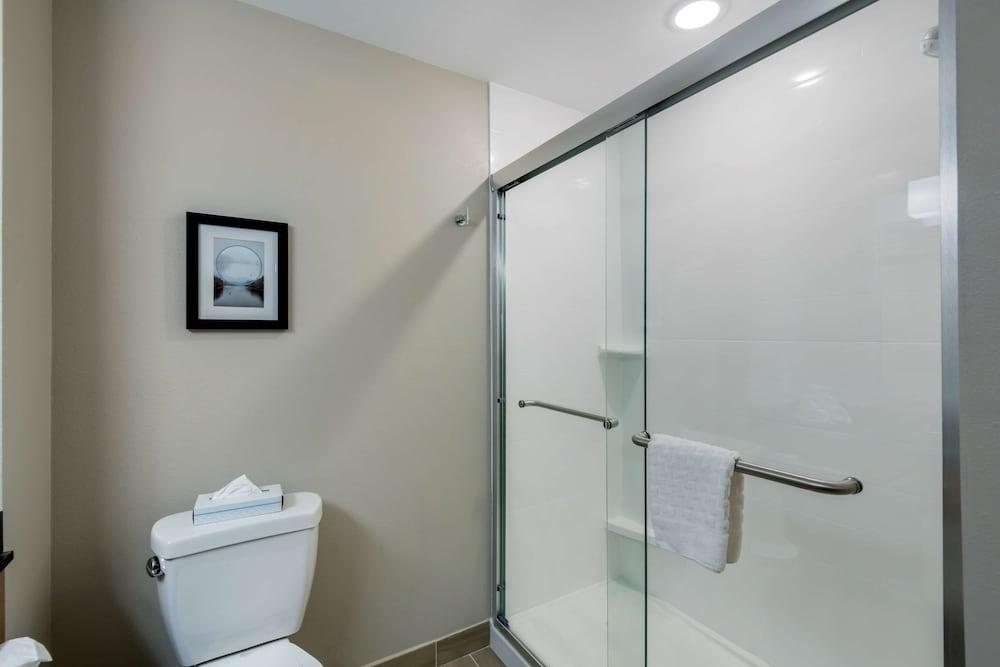 Best Western Plus Rumford Falls photo 31