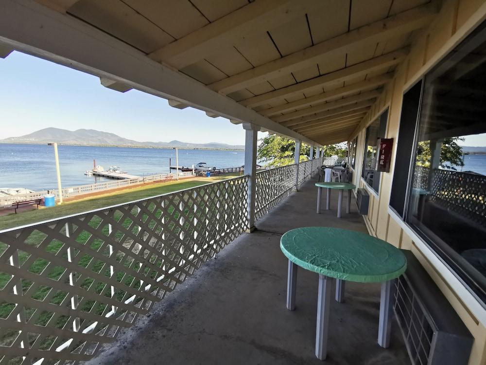 Skylark Shores Resort photo 47