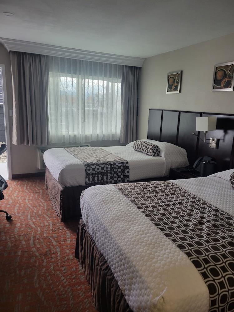 The Snoozzz Inn photo 9