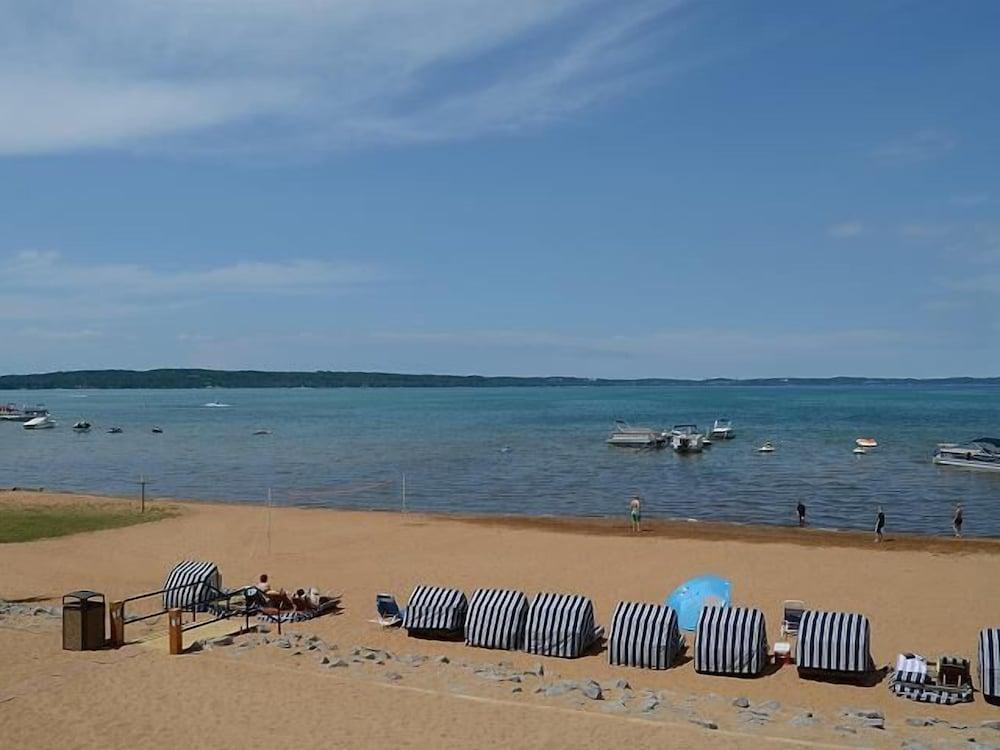 Beach Condominium Hotel photo 22