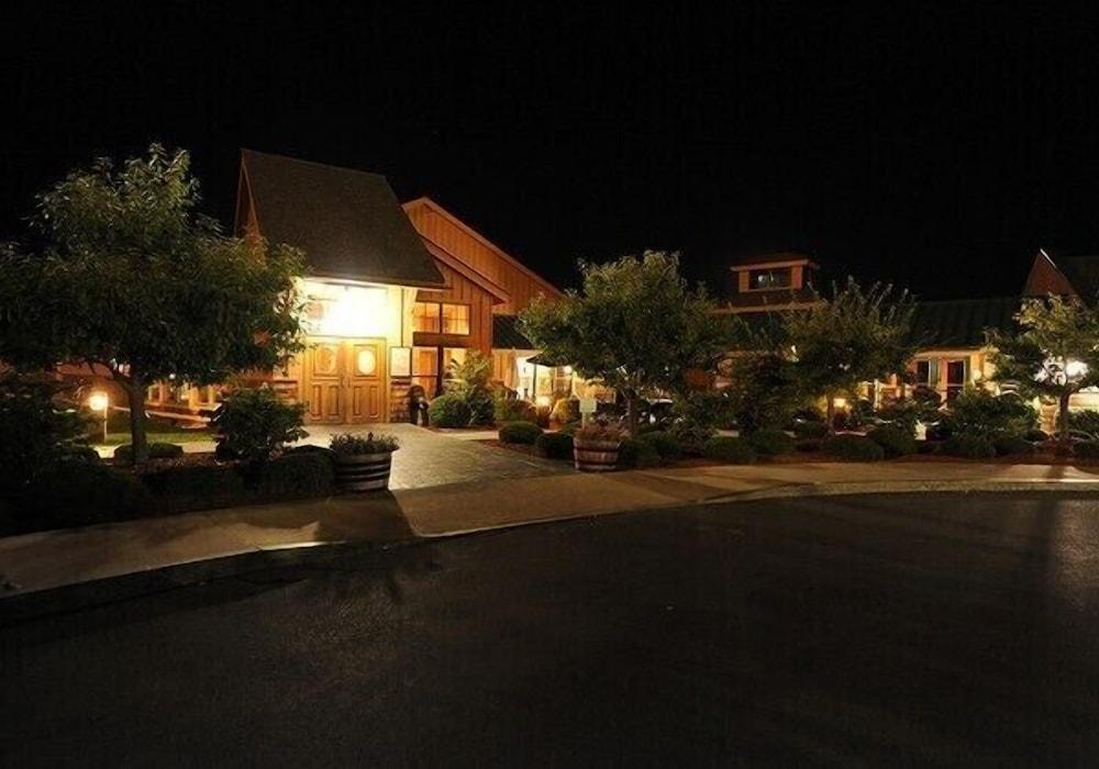 The Inn at Glenora Wine Cellars photo 23