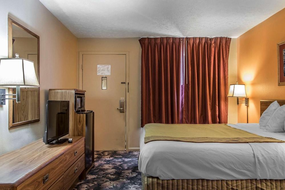 Rodeway Inn Jackson Northwest photo 4