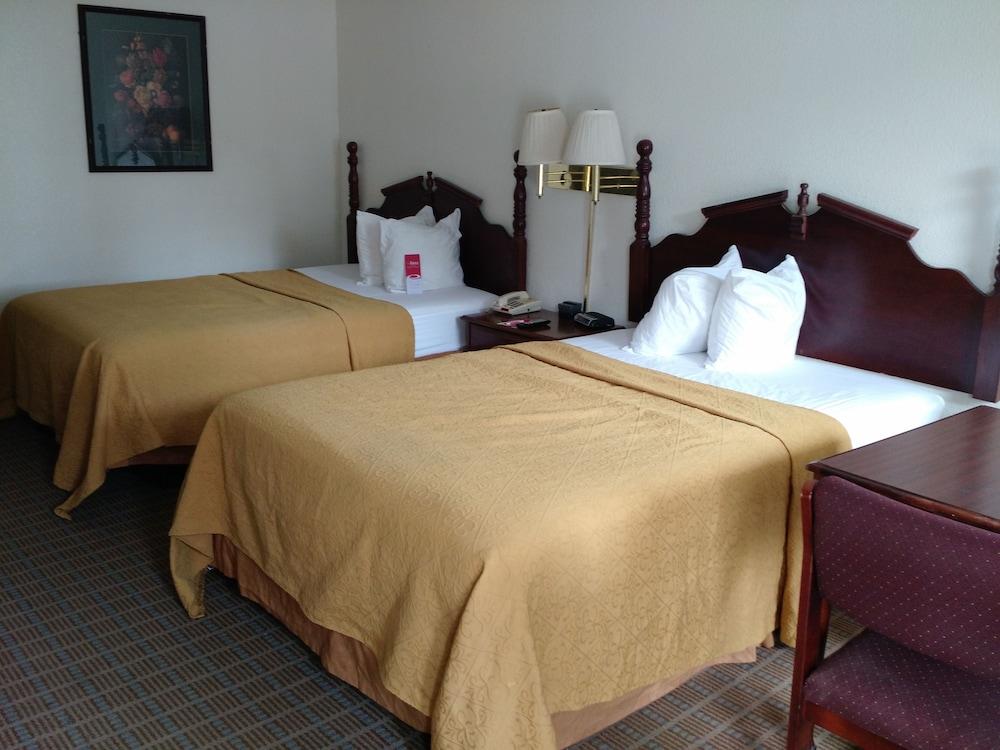 Econo Lodge Thomasville photo 7