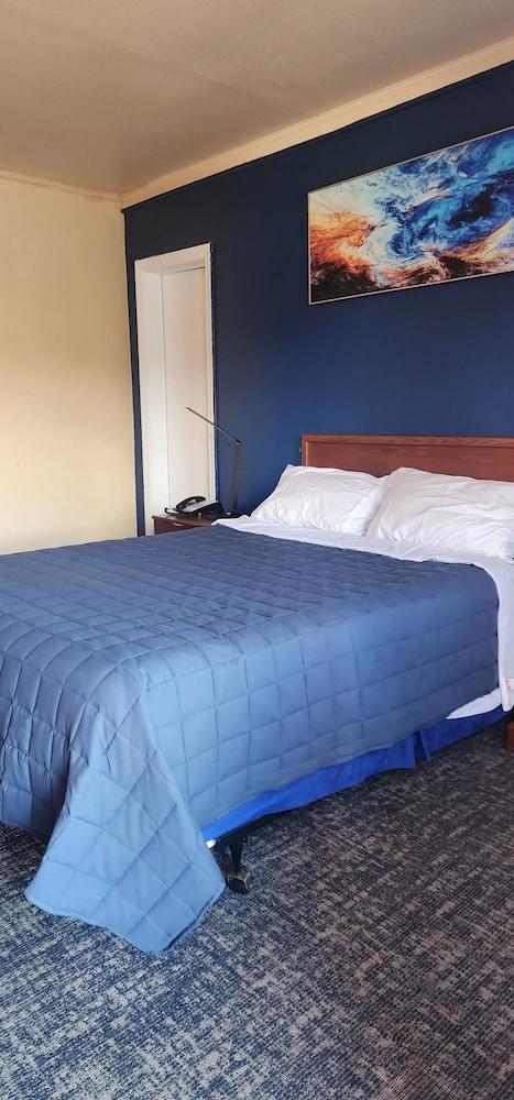 RELAX INN photo 19