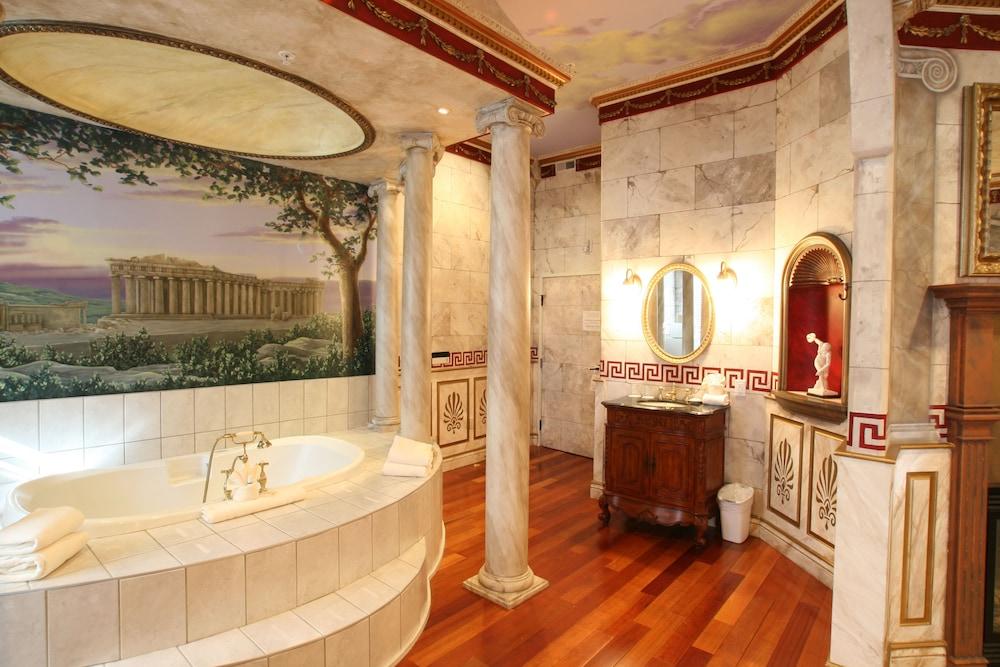 Destinations Inn photo 14